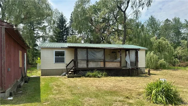 $68,400 | 5223 Moore Road, Westmoreland, NY 13490