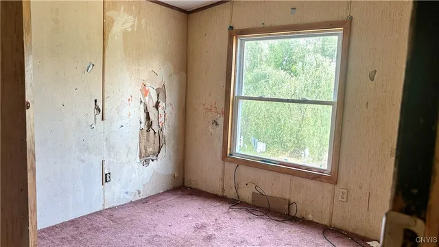 $68,400 | 5223 Moore Road, Westmoreland, NY 13490