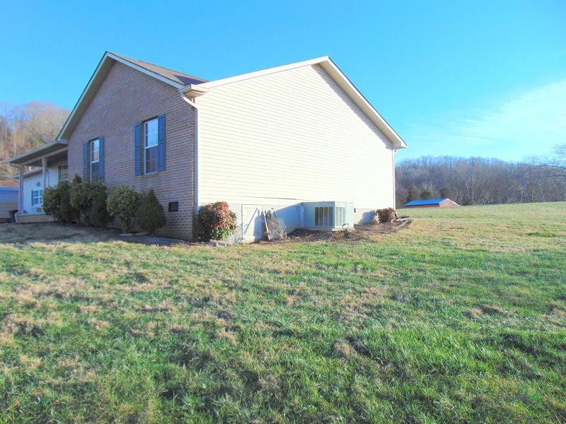122 Lakescene Road Kingston, TN 37763 - Photo 24 of 37 a view of a backyard