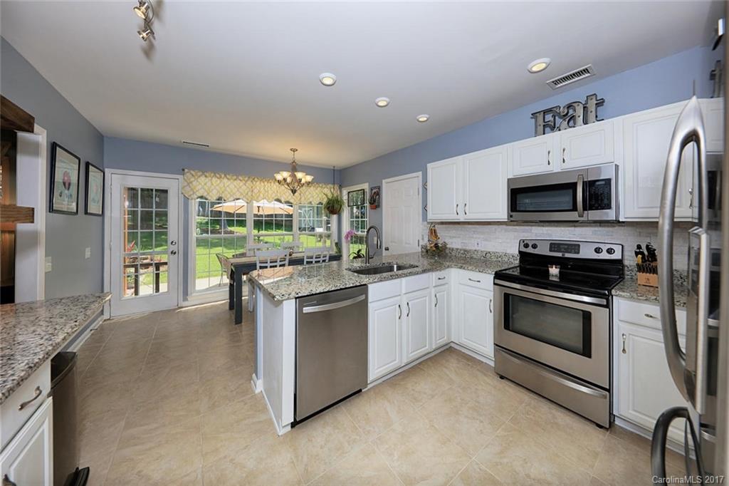 525 Clearbrook Road, Unit 26 Matthews, NC 28105 - Photo 12 of 24 Gallery Image 12