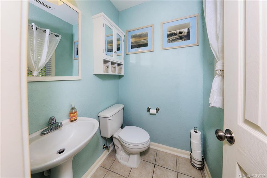 525 Clearbrook Road, Unit 26 Matthews, NC 28105 - Photo 13 of 24 Gallery Image 13
