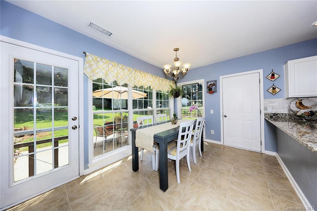 525 Clearbrook Road, Unit 26 Matthews, NC 28105 - Photo 9 of 24 Gallery Image 9