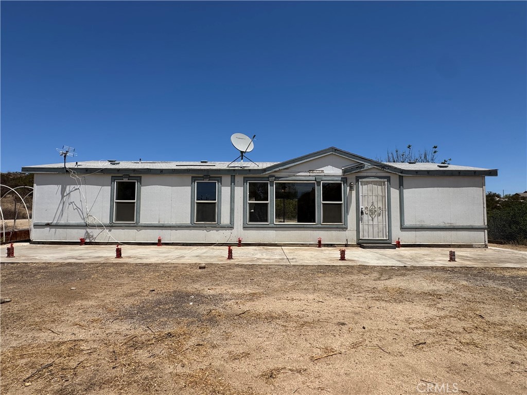 Welcome Home 41251 Rope Rd Hemet CA