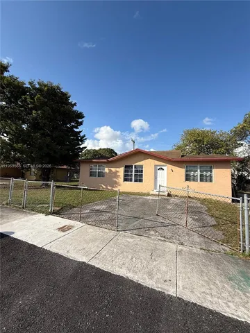 $3,000 | 3751 Northwest 197th Terrace, Unit 3751, Miami Gardens, FL 33055