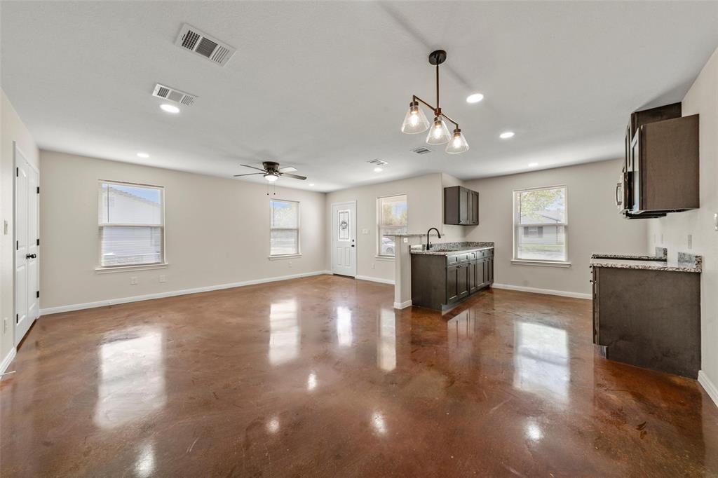 3407 Pewitt Drive Waco, TX 76706 - Photo 19 of 26