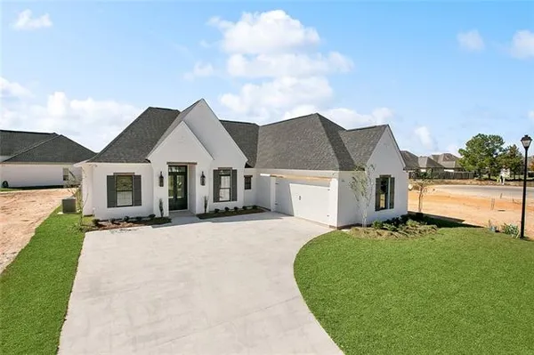 $557,000 | 582 Night Heron Lane, Madisonville, LA 70447