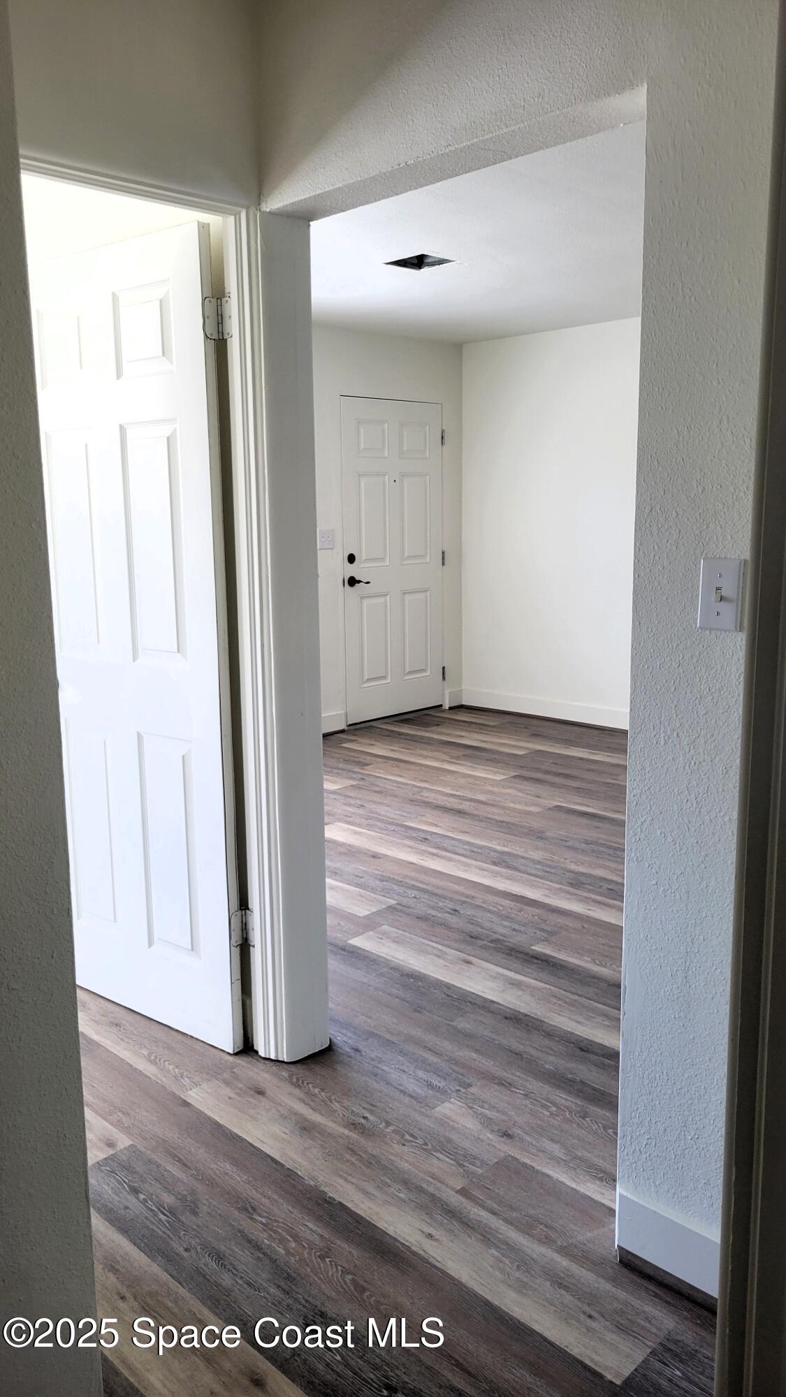 2162 Post Road Melbourne, FL 32935 - Photo 26 of 37 Hallway