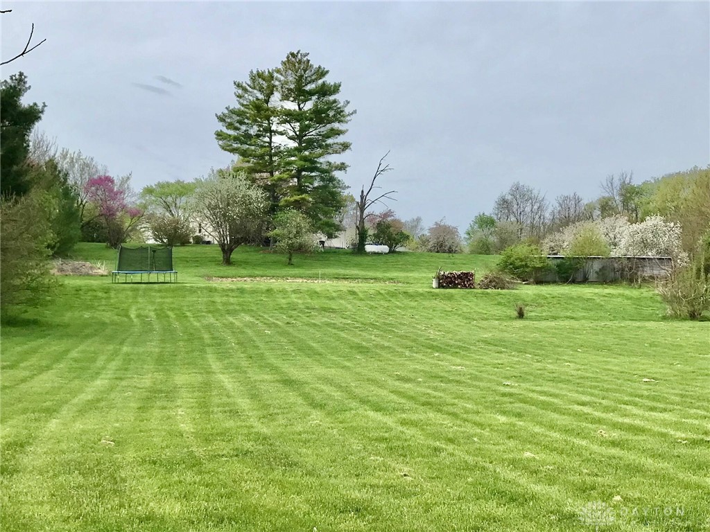 2404 Cottingham Road North Springfield, OH 45502 - Photo 4 of 6