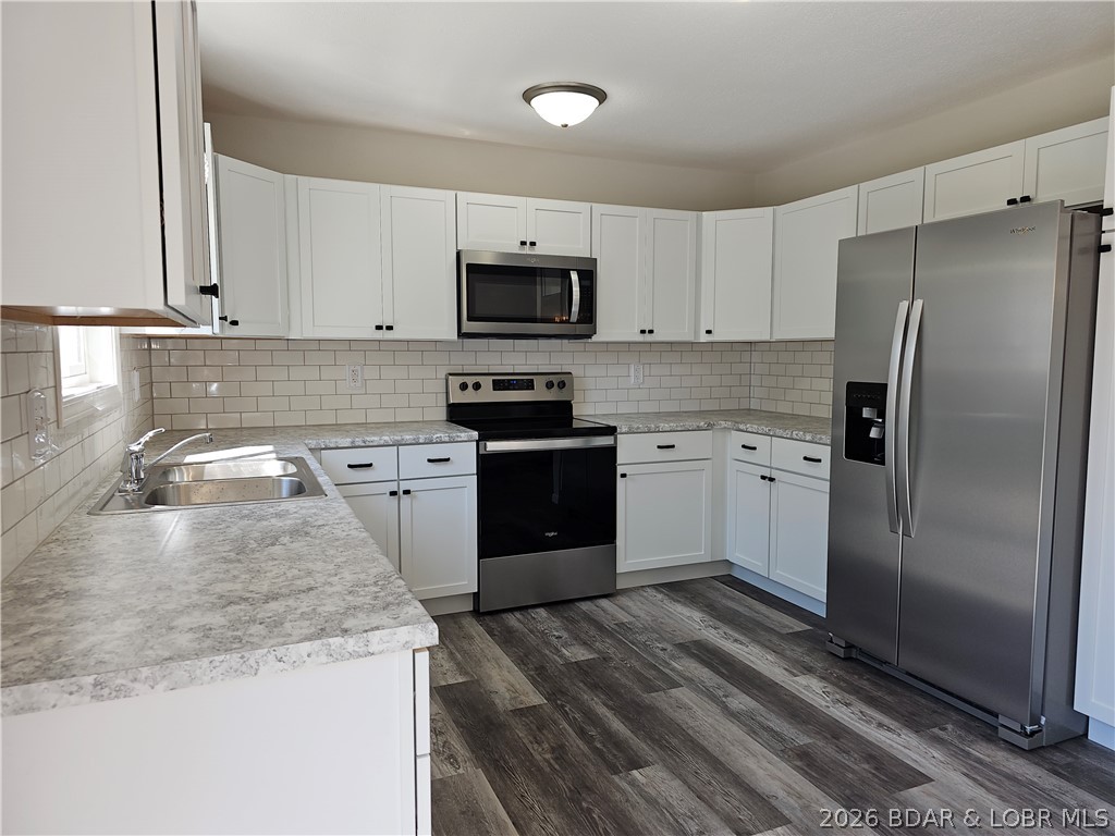 612 East 8th Street Eldon, MO 65026 - Photo 8 of 24