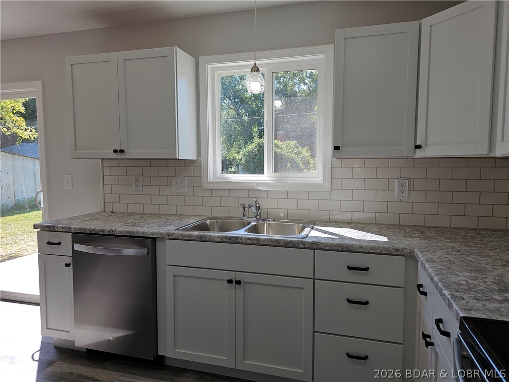 612 East 8th Street Eldon, MO 65026 - Photo 10 of 24