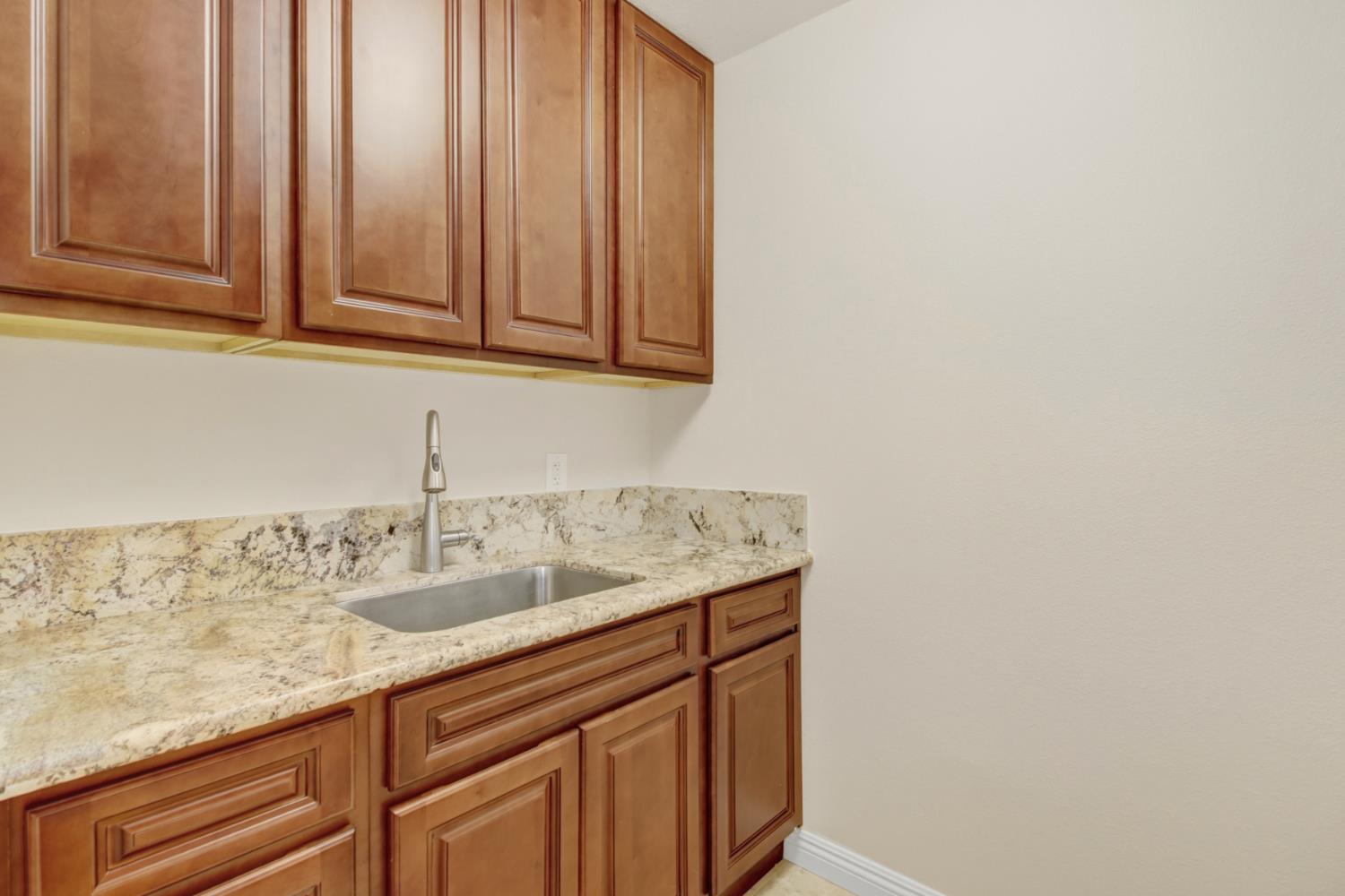 1540 Gregory Way Carmichael, CA 95608 - Photo 35 of 71