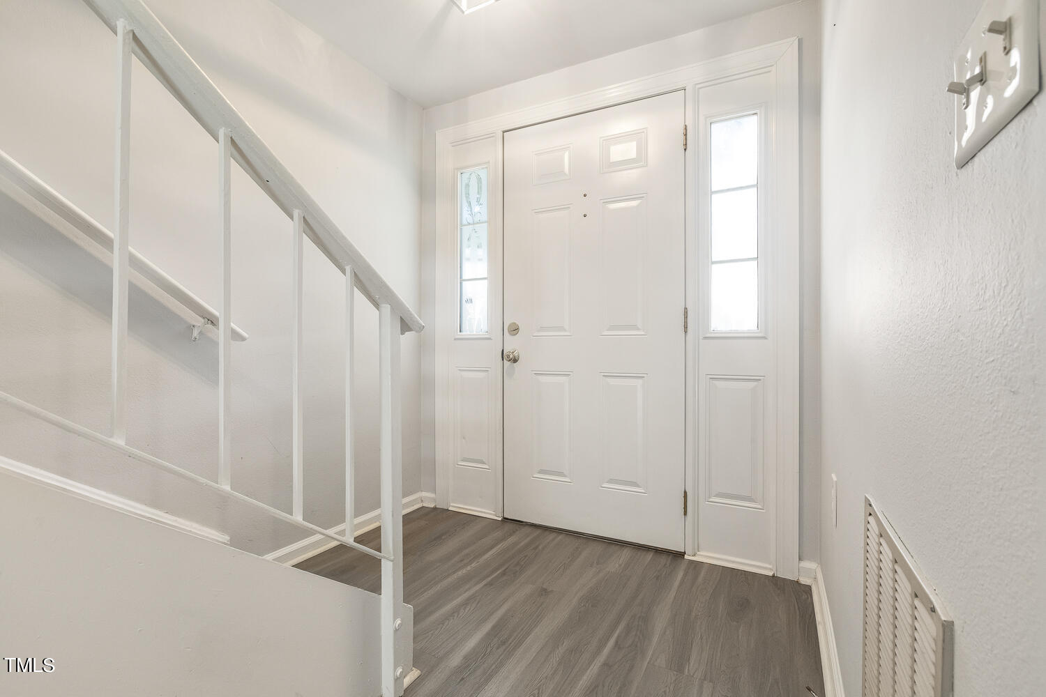 7747 Falcon Rest Circle Raleigh, NC 27615 - Photo 6 of 36