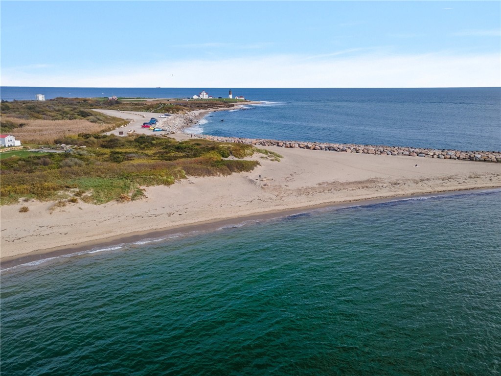 1400 Ocean Road Narragansett, RI 02882 - Photo 10 of 22 Gallery Image 10