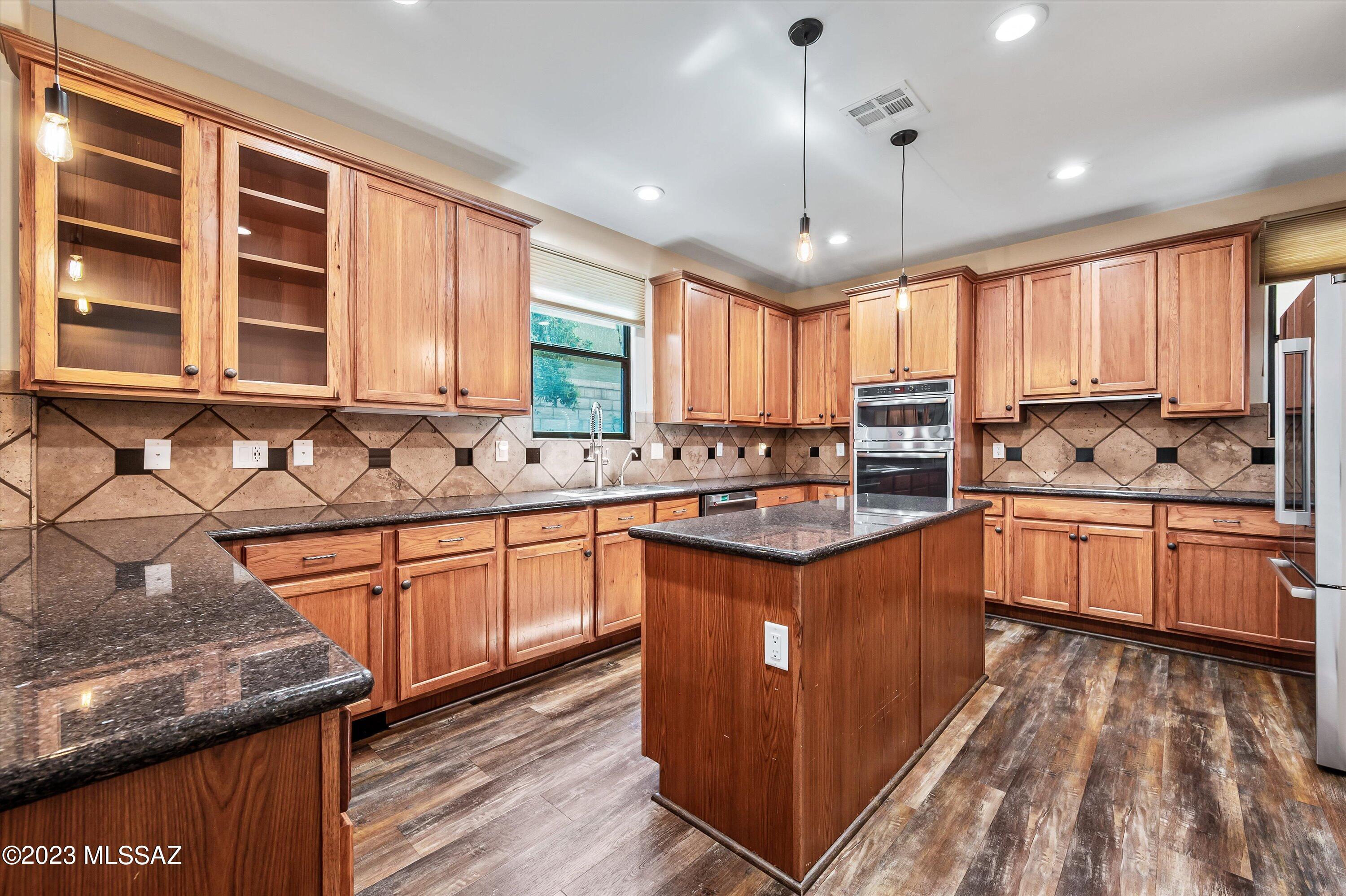394 East Cedarvale Road Tucson, AZ 85704 - Photo 11 of 41