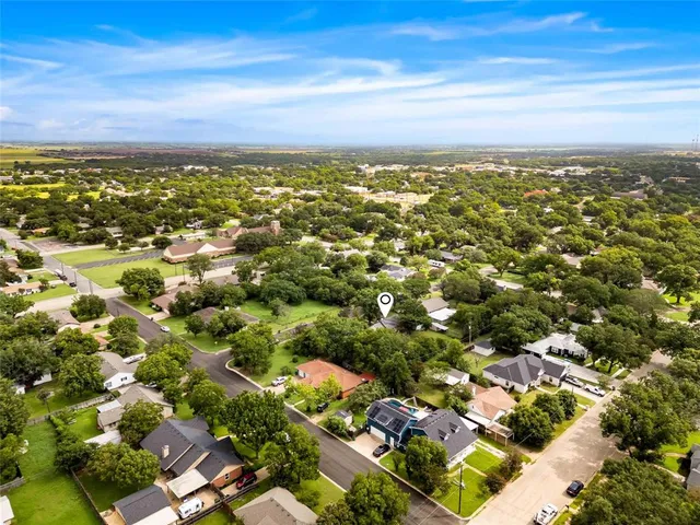 $195,000 | 1126 West 7th Street, McGregor, TX 76657