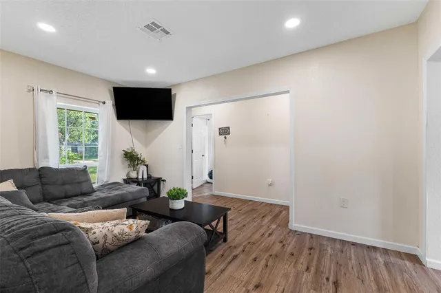 $195,000 | 1126 West 7th Street, McGregor, TX 76657