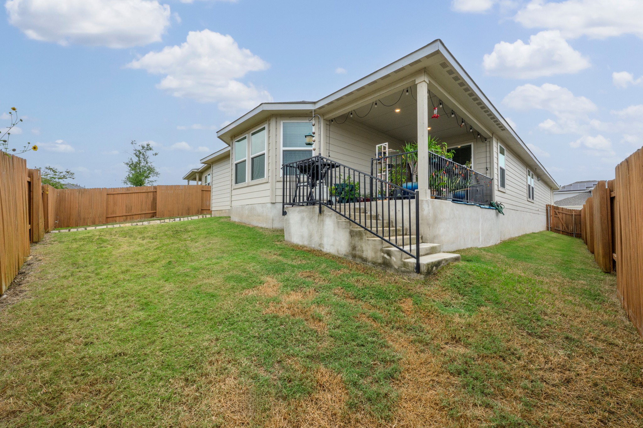 6509 Rounded Pebble Lane Buda, TX 78610 - Photo 33 of 40 Gallery Image 33
