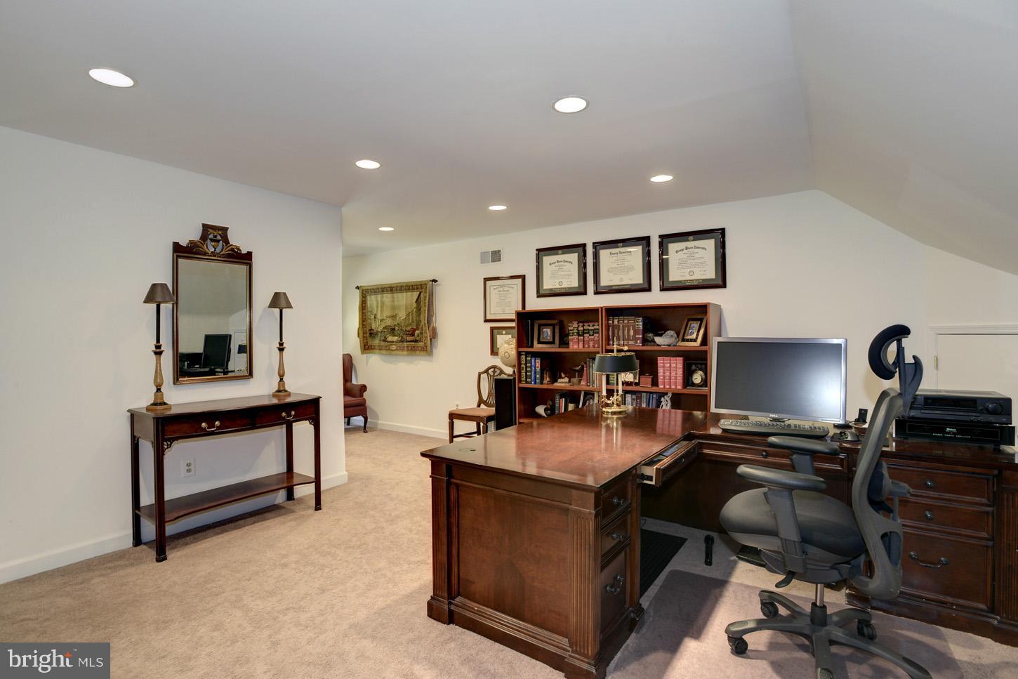 312 Runner Road Great Falls, VA 22066 - Photo 21 of 30 Bedroom 6 or Au Pair Suite