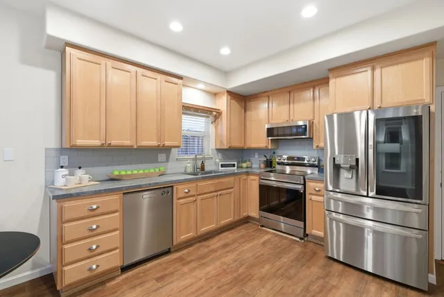 $1,698,000 | 206 Sunnyside Avenue, Campbell, CA 95008