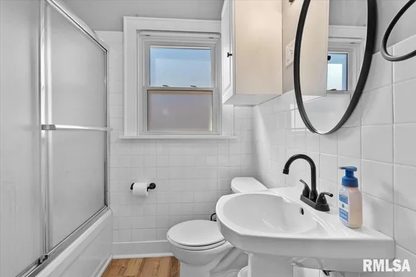 $144,900 | 1531 West Monroe Street, Springfield, IL 62704