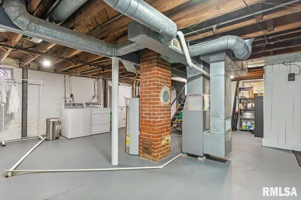 $144,900 | 1531 West Monroe Street, Springfield, IL 62704