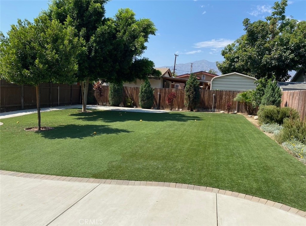 441 Hurstview Avenue Monrovia, CA 91016 - Photo 7 of 16 a view of a park with a large trees