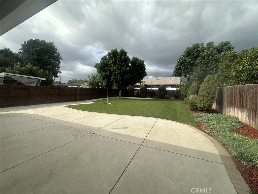 441 Hurstview Avenue Monrovia, CA 91016 - Photo 8 of 16