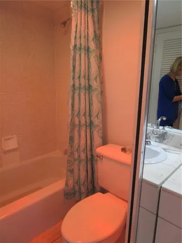 $285,000 | 405 North Ocean Boulevard, Unit 1225, Pompano Beach, FL 33062