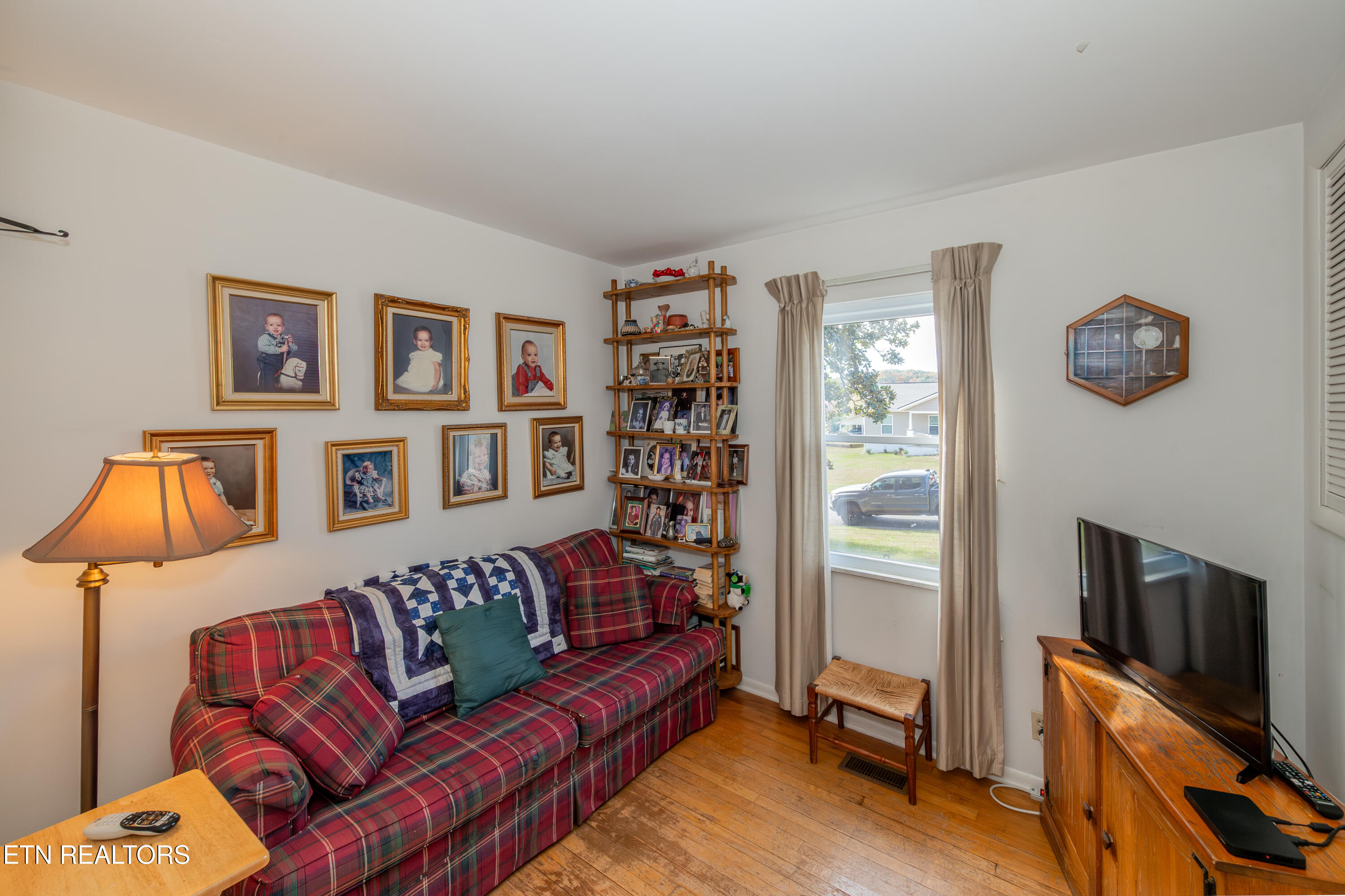 5301 Fontaine Road Knoxville, TN 37920 - Photo 24 of 57 HOB_0128-Edit