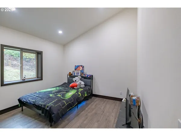 $750,000 | 33005 Berlin Road, Lebanon, OR 97355