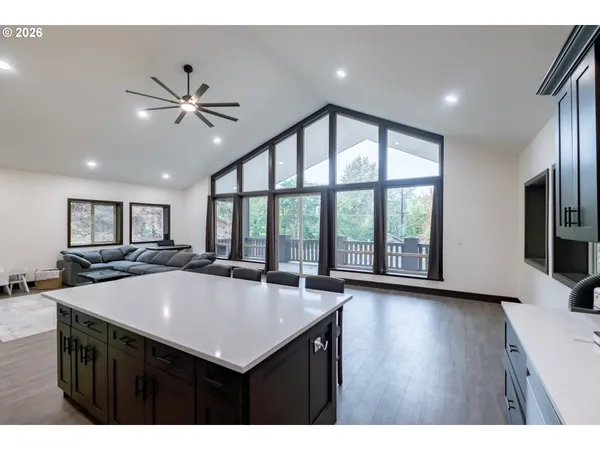 $750,000 | 33005 Berlin Road, Lebanon, OR 97355