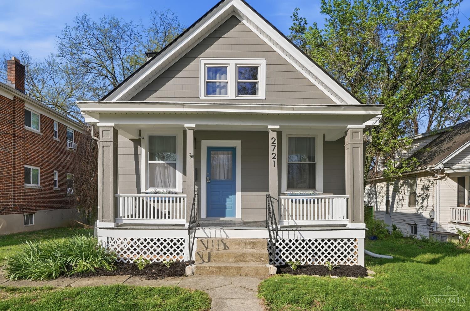 2721 Oakleaf Avenue Cincinnati, OH 45212 - Photo 1 of 34