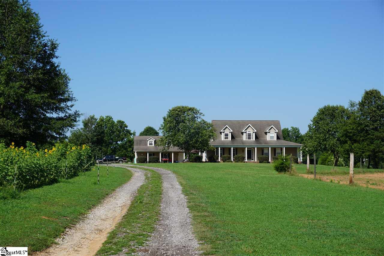 303 Airport Road Enoree, SC 29335 - Photo 4 of 30 Gallery Image 4