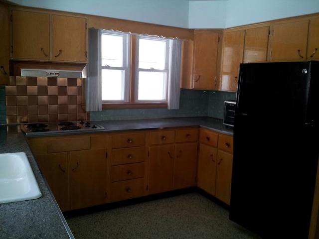 402 West St Paul Street Spring Valley, IL 61362 - Photo 9 of 19