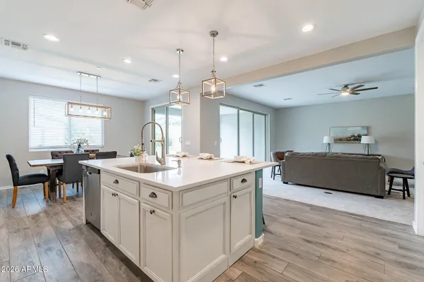 $2,800 | 11628 West Andrew Lane, Peoria, AZ 85383