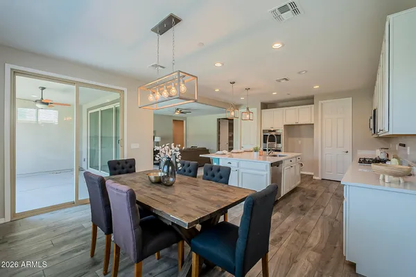 $2,800 | 11628 West Andrew Lane, Peoria, AZ 85383