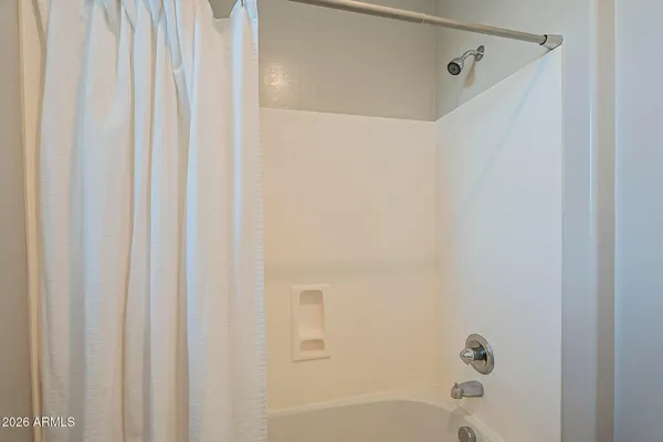 $2,800 | 11628 West Andrew Lane, Peoria, AZ 85383