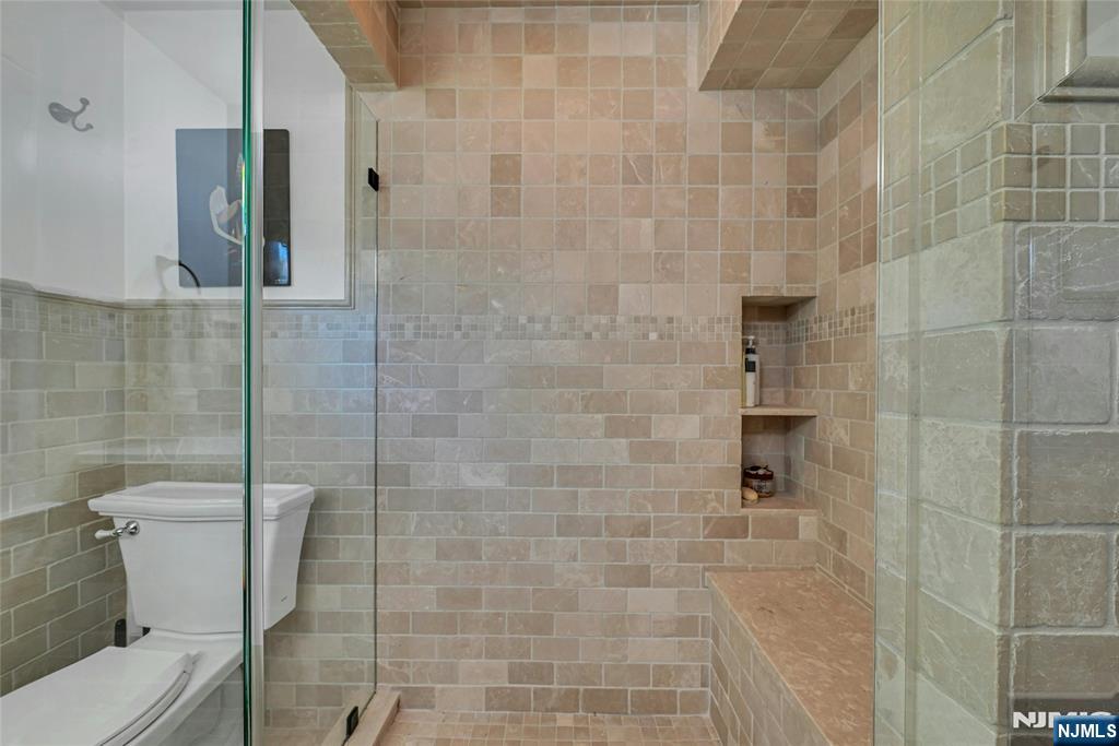 730 River Road Teaneck, NJ 07666 - Photo 30 of 39