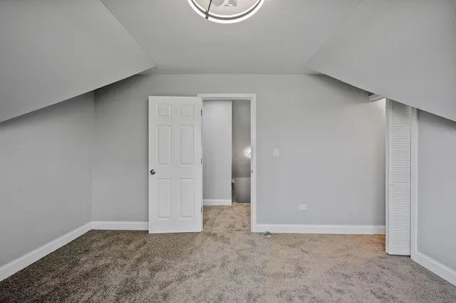 $259,900 | 64 East 102nd Place, Chicago, IL 60628