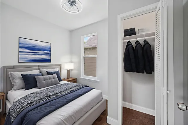 $259,900 | 64 East 102nd Place, Chicago, IL 60628