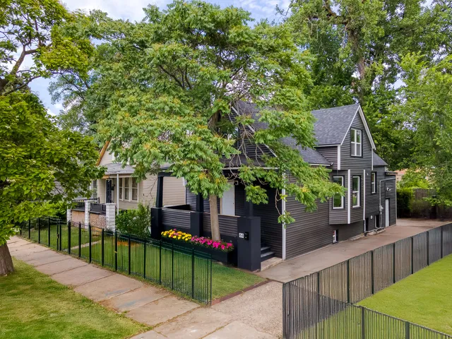 $259,900 | 64 East 102nd Place, Chicago, IL 60628