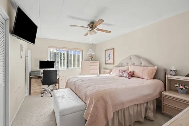 $209,900 | 5300 Walnut Avenue, Unit 24B, Downers Grove, IL 60515