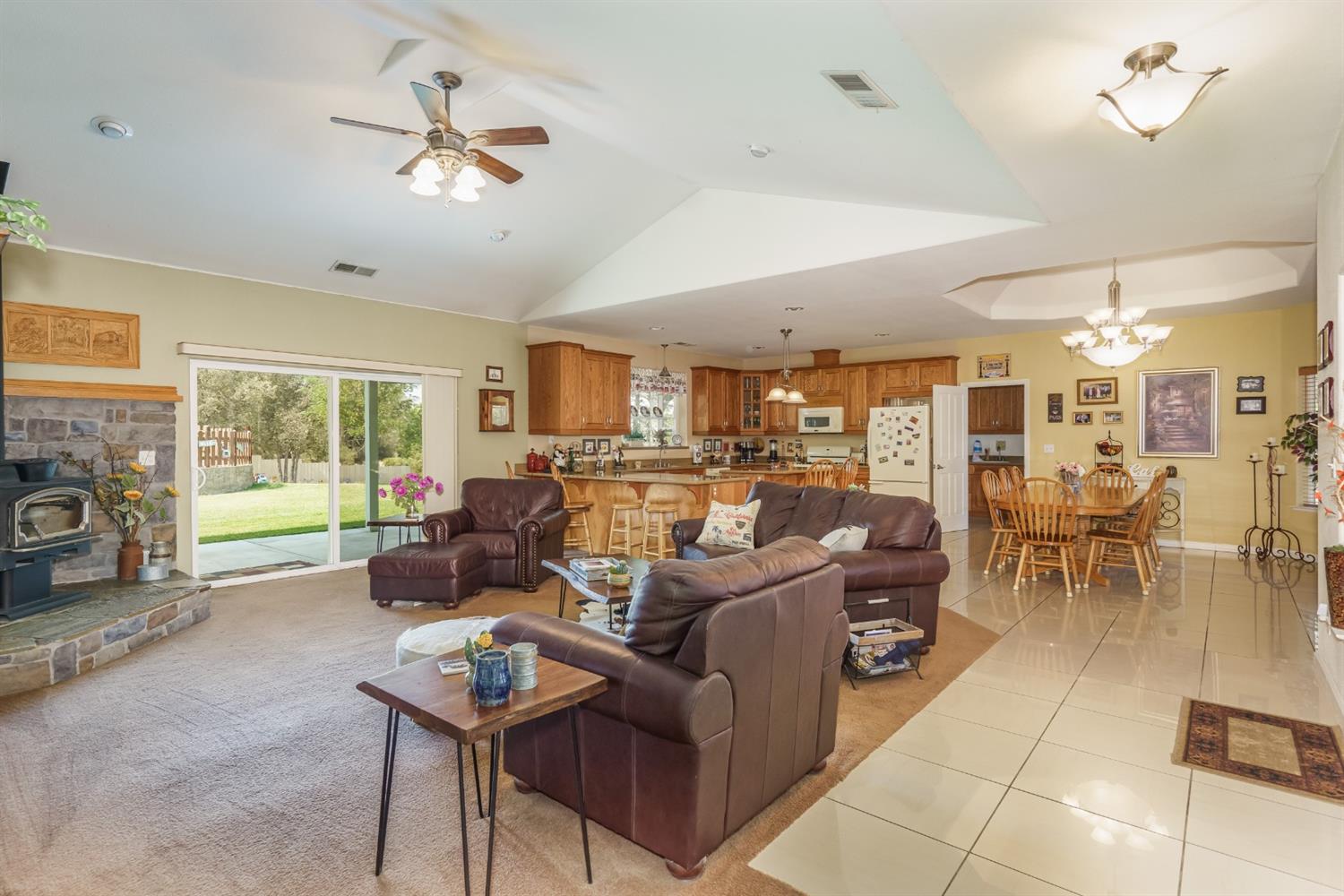 31940 Delaware Road Coarsegold, CA 93614 - Photo 12 of 44 Gallery Image 12