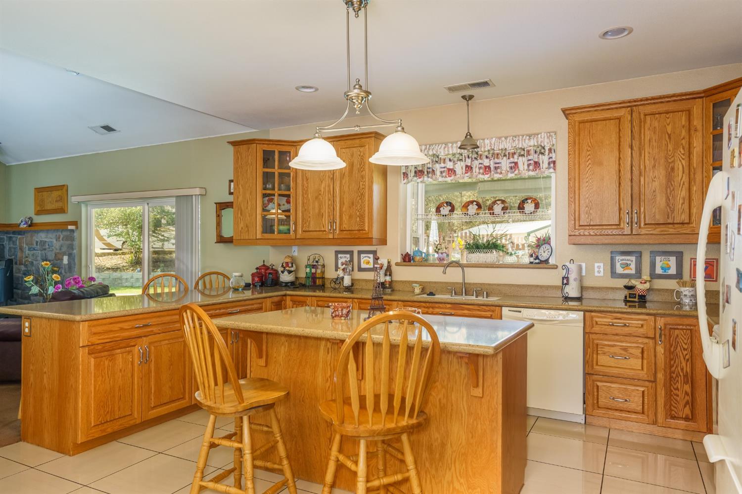 31940 Delaware Road Coarsegold, CA 93614 - Photo 15 of 44 Gallery Image 15