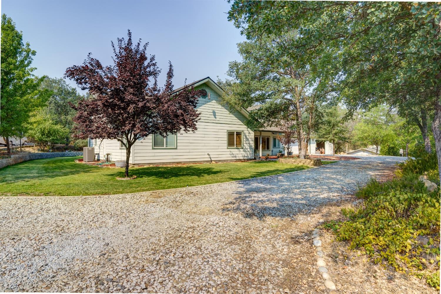 31940 Delaware Road Coarsegold, CA 93614 - Photo 3 of 44 Gallery Image 3