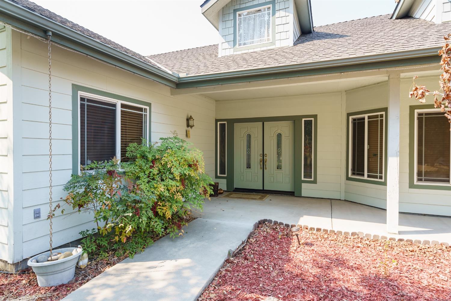 31940 Delaware Road Coarsegold, CA 93614 - Photo 9 of 44 Gallery Image 9