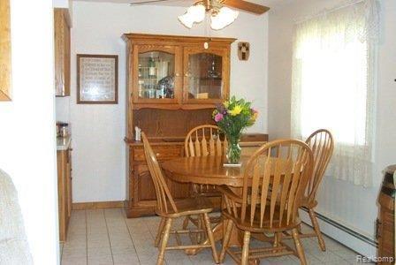 7292 Denton Hill Road Fenton, MI 48430 - Photo 5 of 9 Dining Area