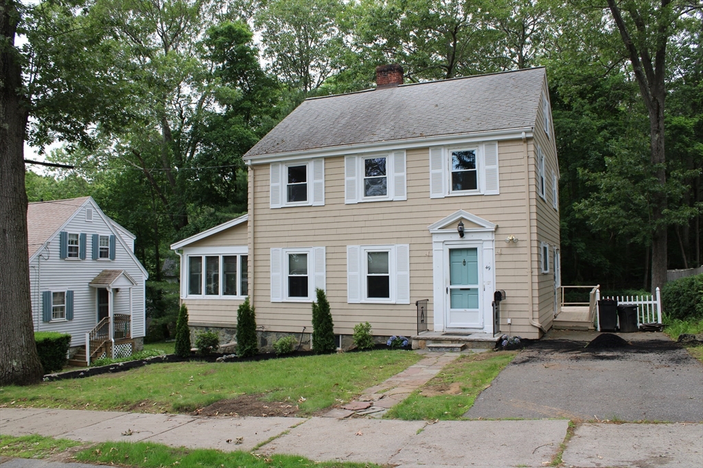 49 Newcomb Road Stoneham, MA 02180 - Photo 2 of 38 Gallery Image 2