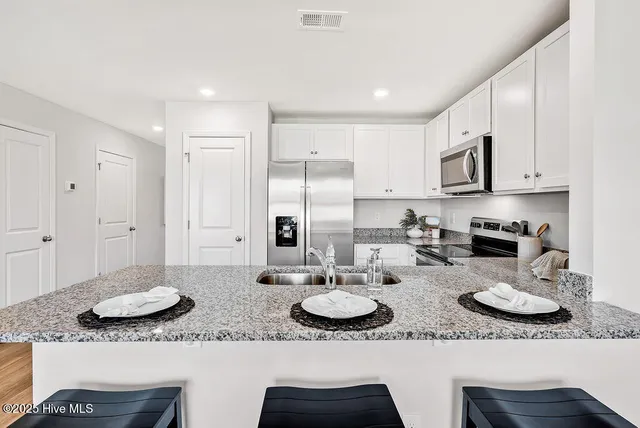 $328,990 | 72 Cashmere Court, Unit LOT 12, Wilmington, NC 28411