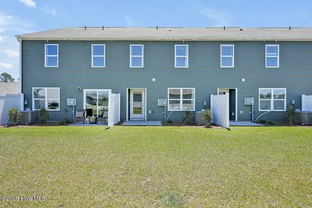 $328,990 | 72 Cashmere Court, Unit LOT 12, Wilmington, NC 28411